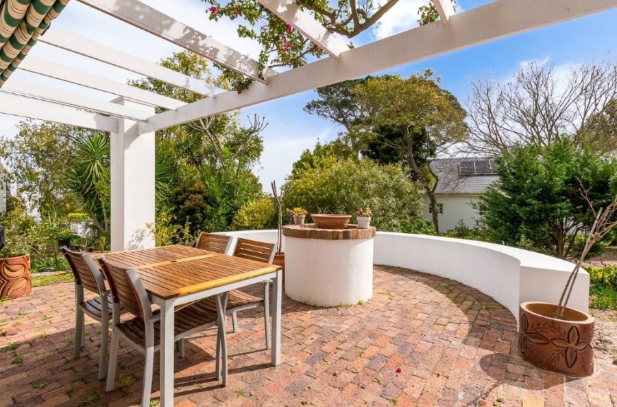 3 Bedroom Property for Sale in Zevenwacht Farm Village Western Cape
